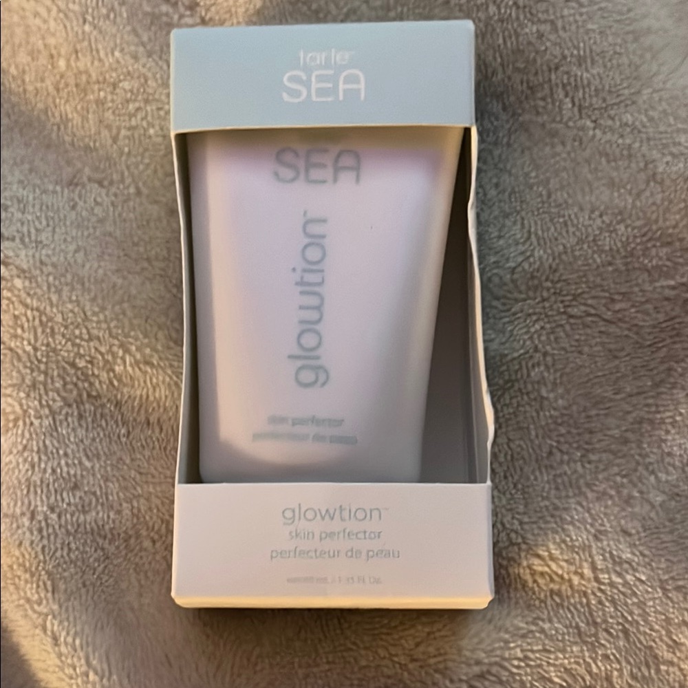 Tarte SEA Glowtion Skin Perfector - White